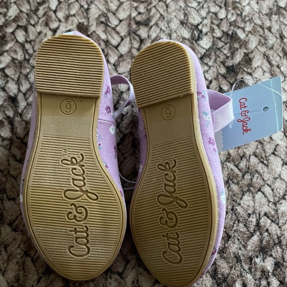 Target Pink Floral Kids Dress Shoes - Picture 2 of 3